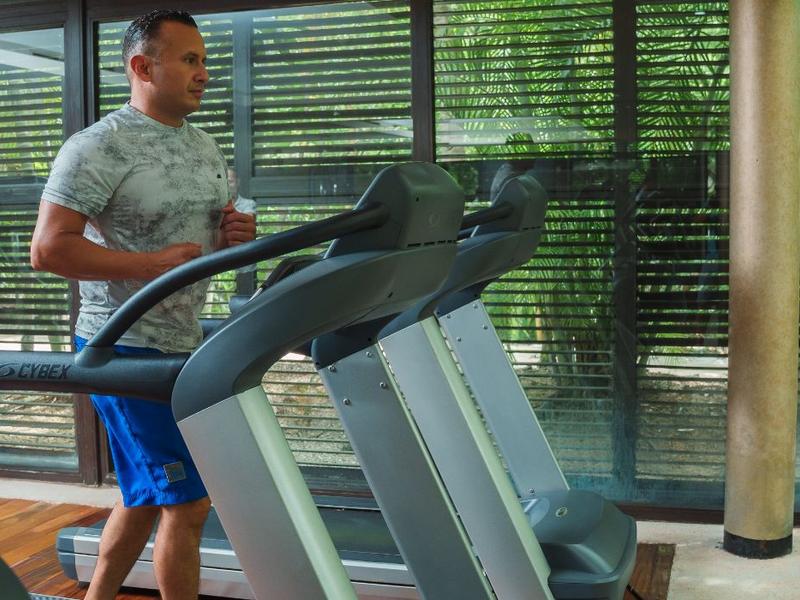 Entraînement sur machines Blue Diamond Luxury Boutique Hotel Riviera Maya Entraînement sur machines Blue Diamond Luxury Boutique Hotel Riviera Maya